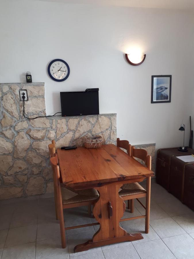 Apartmani Sikic Metajna Kültér fotó
